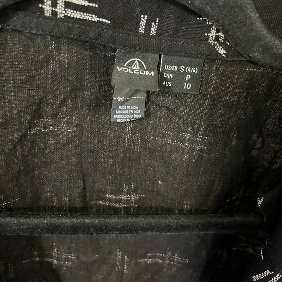 Vulcan women’s size S black-& white cotton blend short sleeve button-down dress - Picture 2 of 6